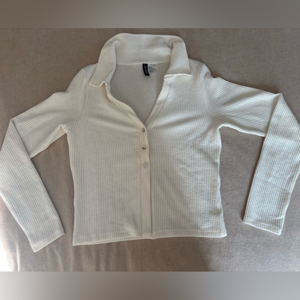 H&M Cream Ribbed Shirt